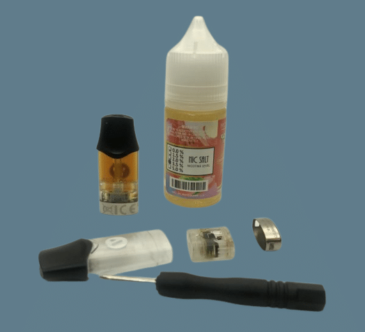 Cartucho ePod 2 de Vuse desarmado para ser rellenado